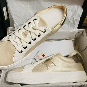 ✨NIB CUTE & SUPER ULTRA CUSHION CORKY STAR MICROSUEDE SNEAKERS! 10